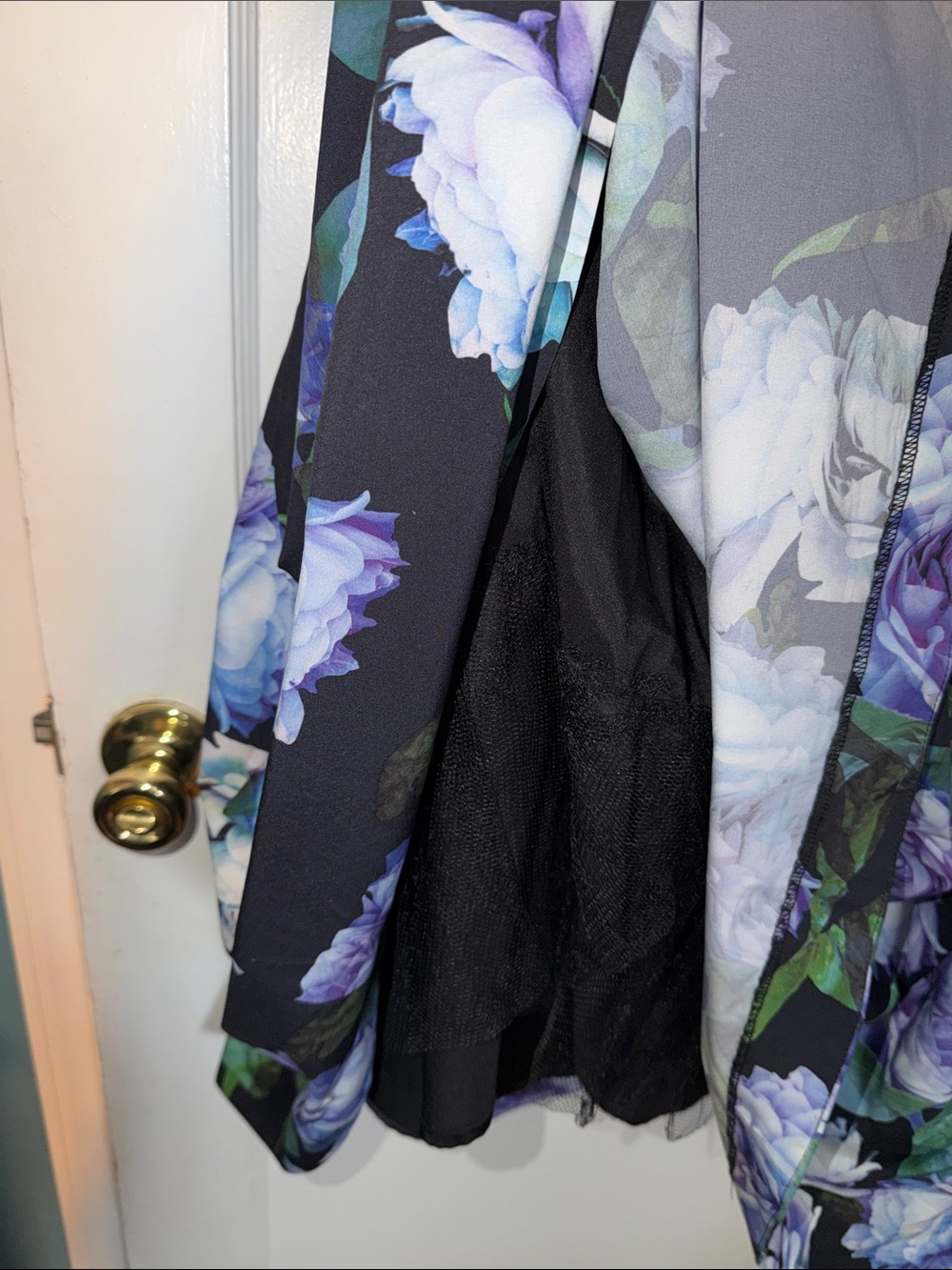 City Chic Black Floral V-Neck Midi Dress with Purple & White Blooms size 20 - Picture 5 of 6